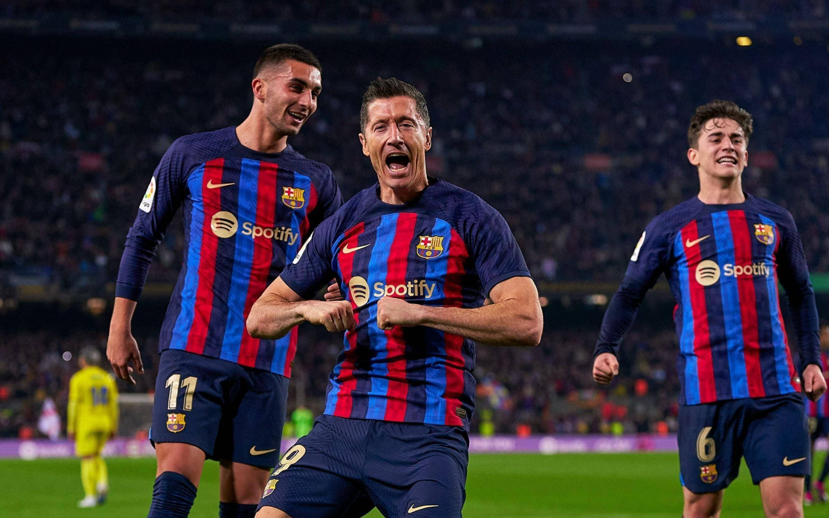 开云网页版登录包含Uzi焦点对战，萨拉赫与90激战西班牙队分钟，险胜胜负难料！上演精彩一战的词条