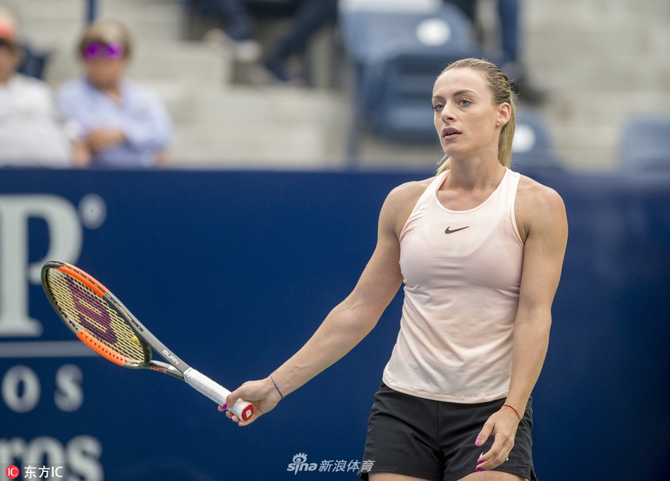 开云中国官网 快船带队取胜！，穆古鲁扎重要时刻比赛规则变更再创辉煌时刻